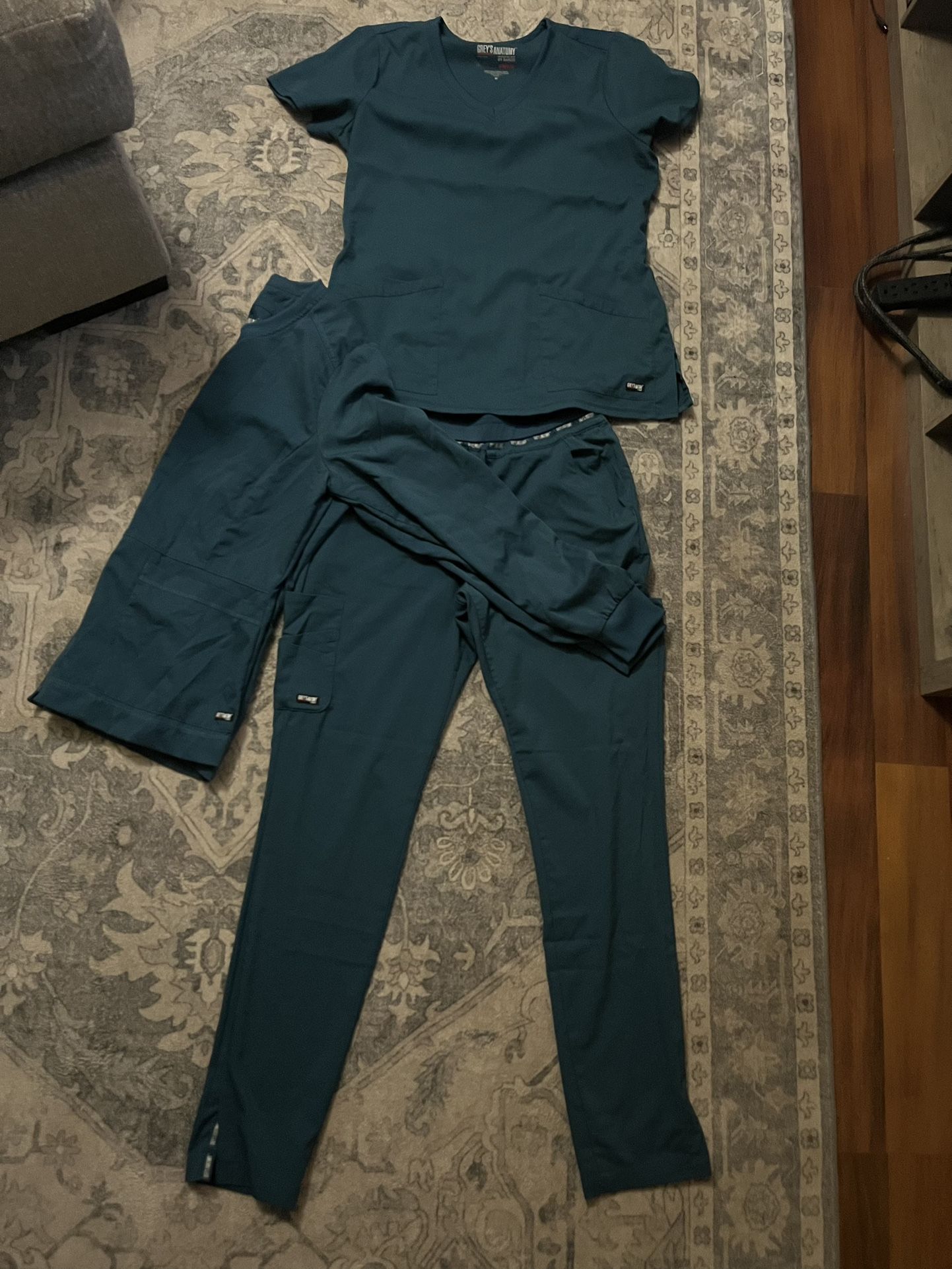 Grey’s Anatomy Scrubs 