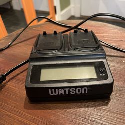 Watson Duo LCD charger  (for Nikon) with two EN-EL14 batteries (g)