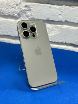 iPhone 15 Pro 256GB UNLOCKED
