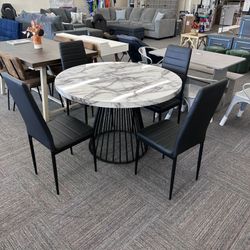 Dining Set of 5, 45" Round Indoor Dining Table, 4 Dining Chairs PU Leather, New