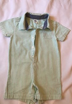 Old Navy Baby Boy romper Size 6-12 mos