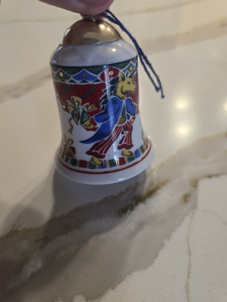 Vintage Rosenthal Classic Germany porcelain Christmas bell Collection Regents Park, Nina Campbell, Motiv 1, 1995