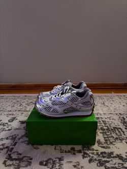 Bottega Veneta Orbit –White/Silver, Size 8 US /41 EU