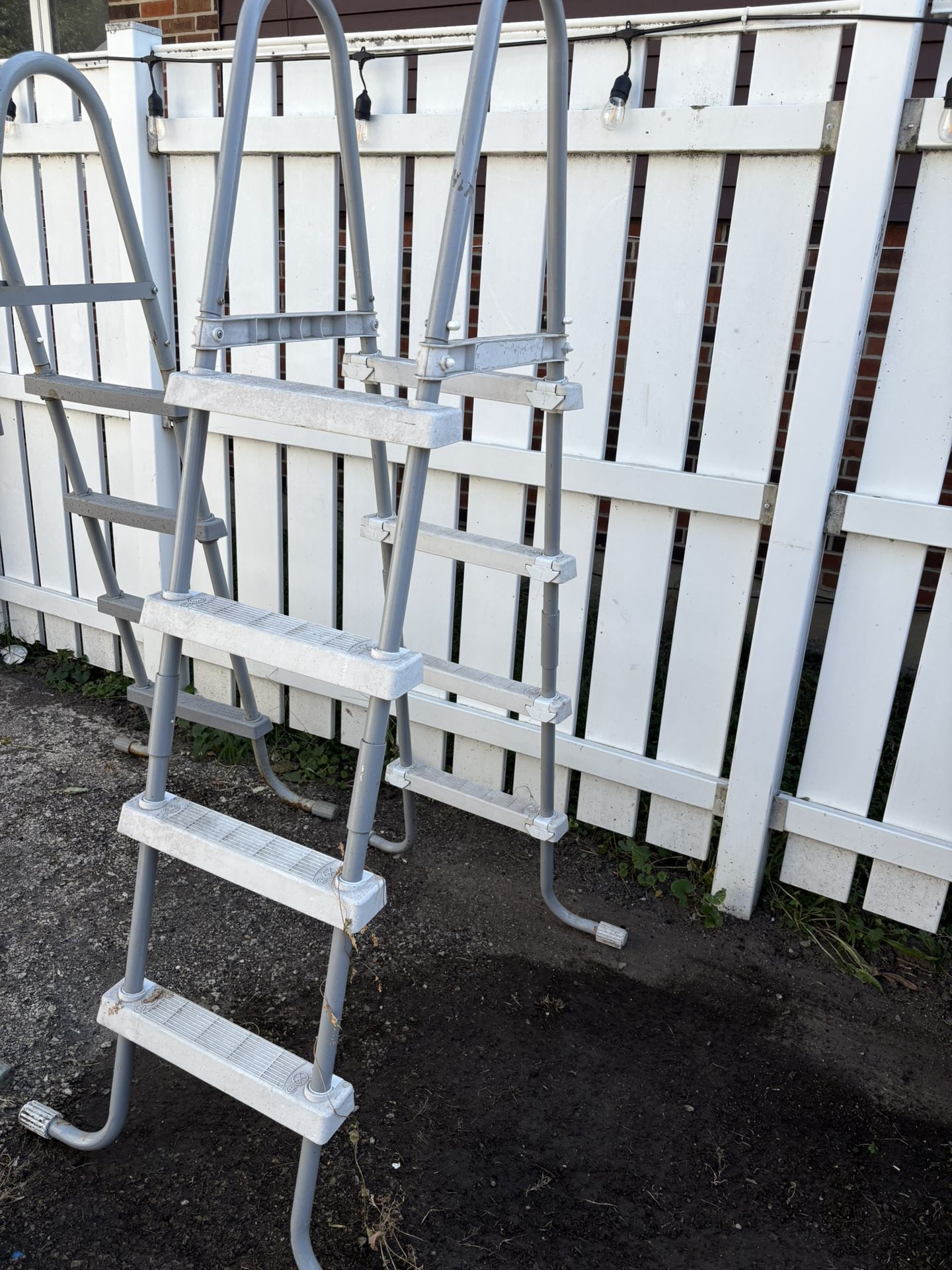 Pool Ladder