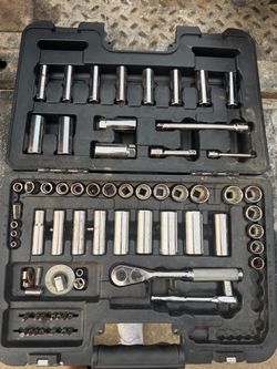 Socket Wrench Set with Case