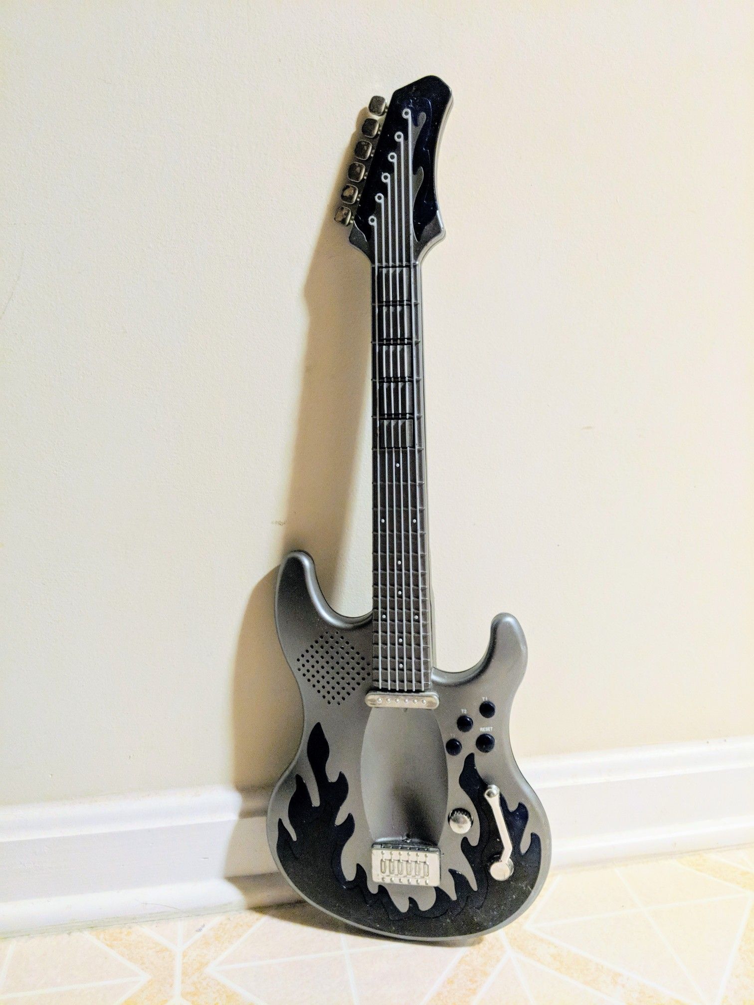 First Act Discovery Rock It Guitar Black Flames