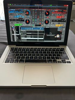 Macbook pro 13" intel i5 16 gb ram Virtual dj mucha musica