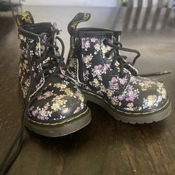 Toddler, Doc Martin boots