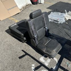 Caddilac Escalade 3rd Row Seats