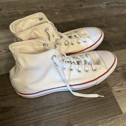 Converse shoes Women 11.5, Men 9.5 Unisex