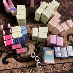 🎄🎅🏼Last Minute Gift From Avon Prices So Good 🎄🎅🏼