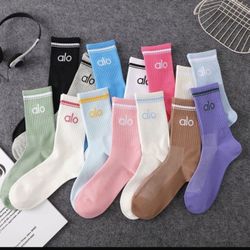 Alo Socks Retail And Wholesale 