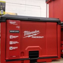 MILWAUKEE PACKOUT CABINET 