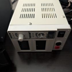 Velleman LABPS1503U DC Lab Power Supply