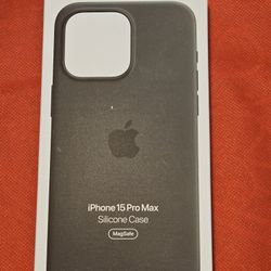 IPhone 15 Pro Max Silicon Case GREEN With Magsafe