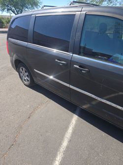 2011 Chrysler Town & Country