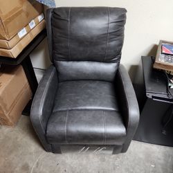 Pair Of Recliners 