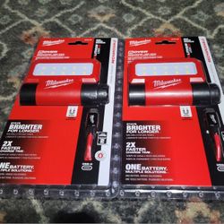 Milwaukee Flash Light 