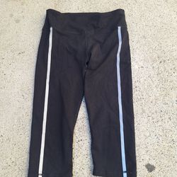 Fabletics capri pants
