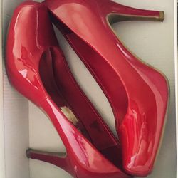 Red High Heels Shoes👠 Size 7 M(B)