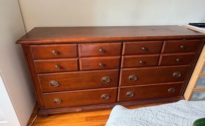 Dresser + 2 nightstands all for $10 p/up Sheepshead Bay Brooklyn NY