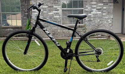 HUFFY ROCKCREEK 29” bicycle like new ready to ride