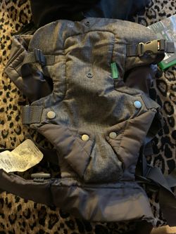 Infant/ baby chest/back carrier