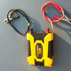 750 Watt POWER INVERTER / LIKE NEW!