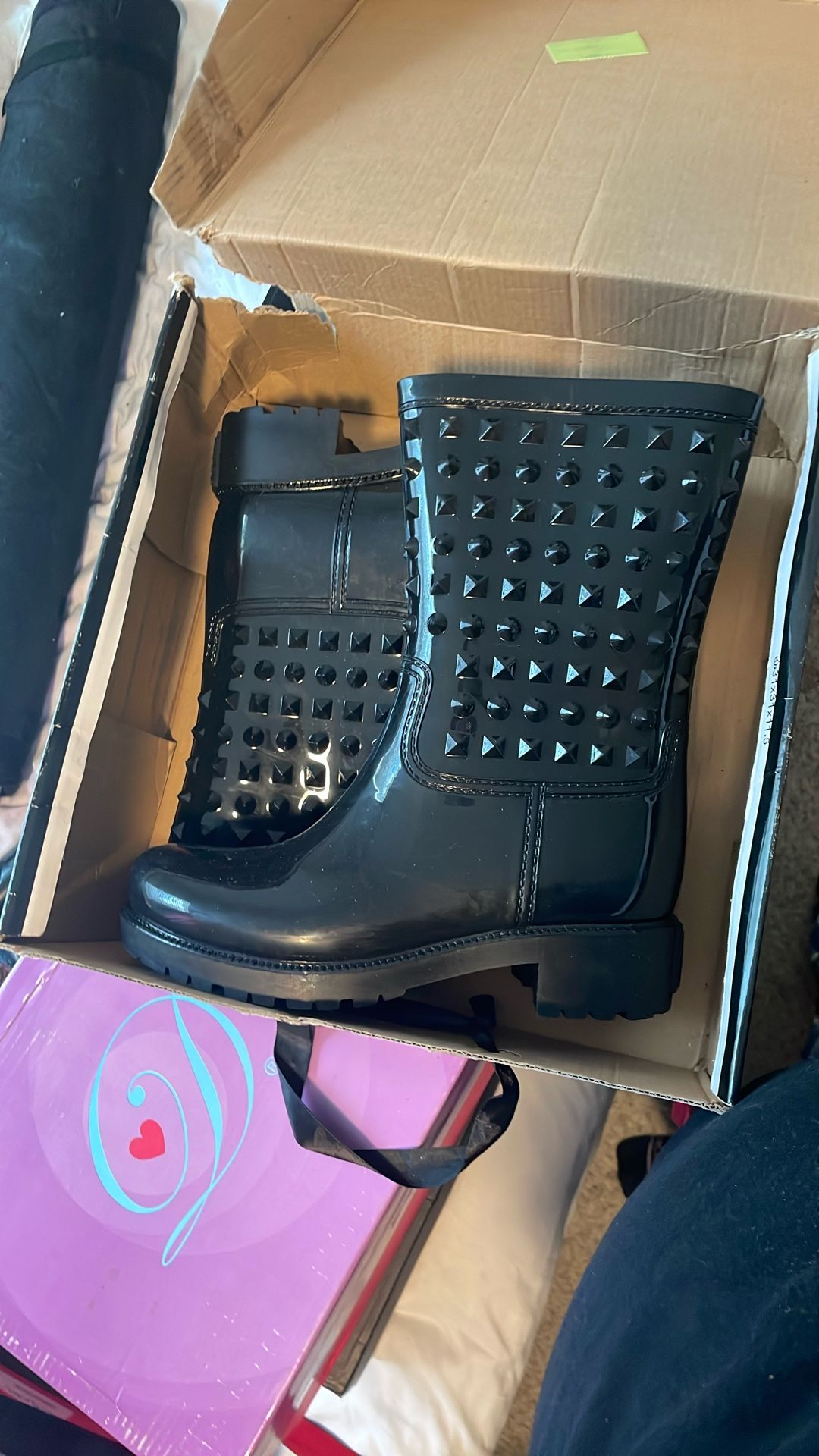 Women’s Shoes 5.5 Rain boots