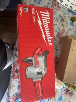 Milwaukee hole hawg drill