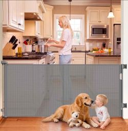 Doktorbaby Extra Wide Retractable Baby Dog Gate