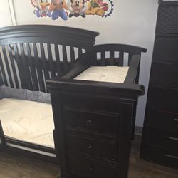 Sorelle Sedona Crib with Changer