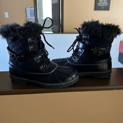 Women’s Snow Boots 