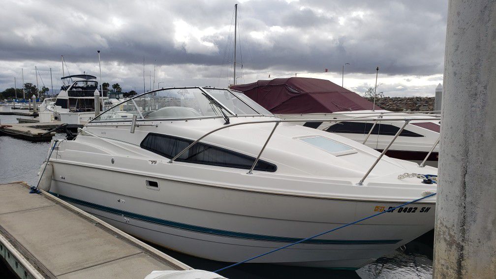 99 Bayliner beautiful condition recent survey extremely low running hrs call for more info