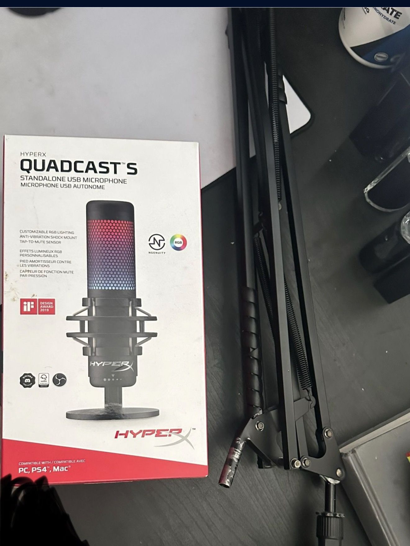 Hyper x podcast s mic with stand