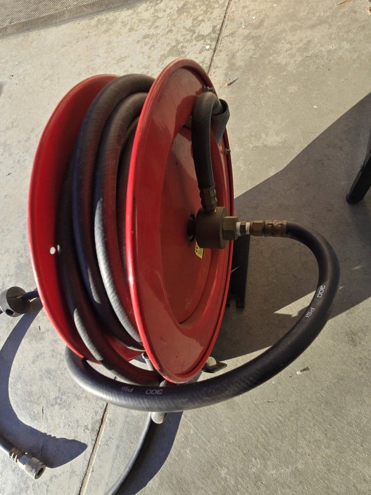 Commercial air hose 20 feet with rail