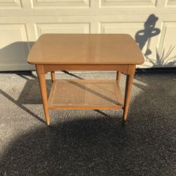 Mid Century Ethan Allen End Table