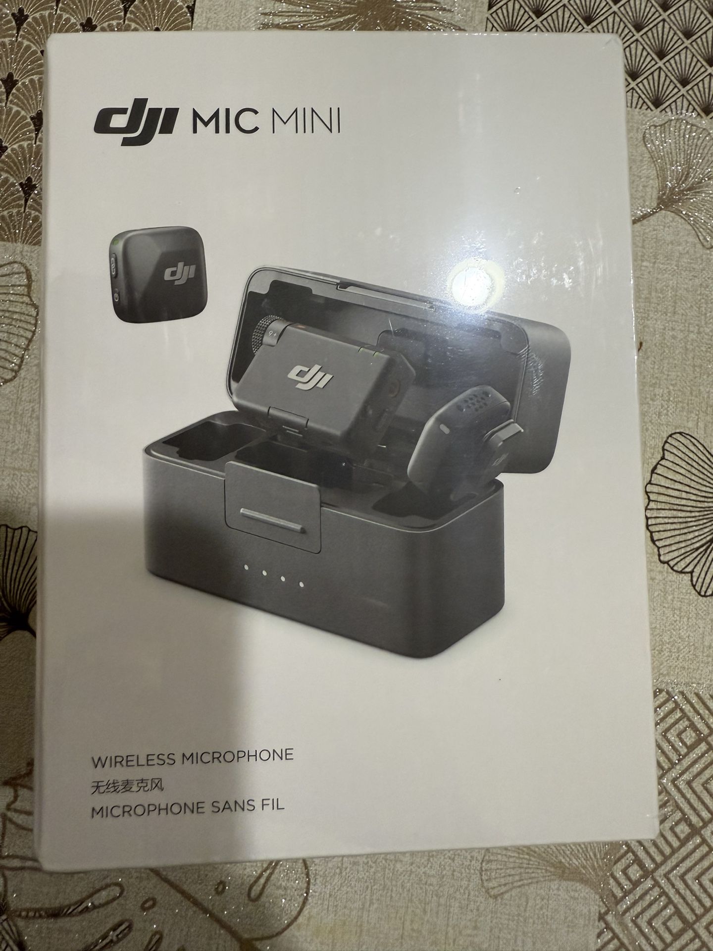 DJI Mic Mini (2 TX + 1 RX + Charging Case