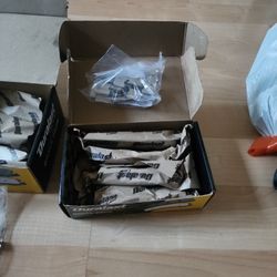 01 Yukon Brake parts