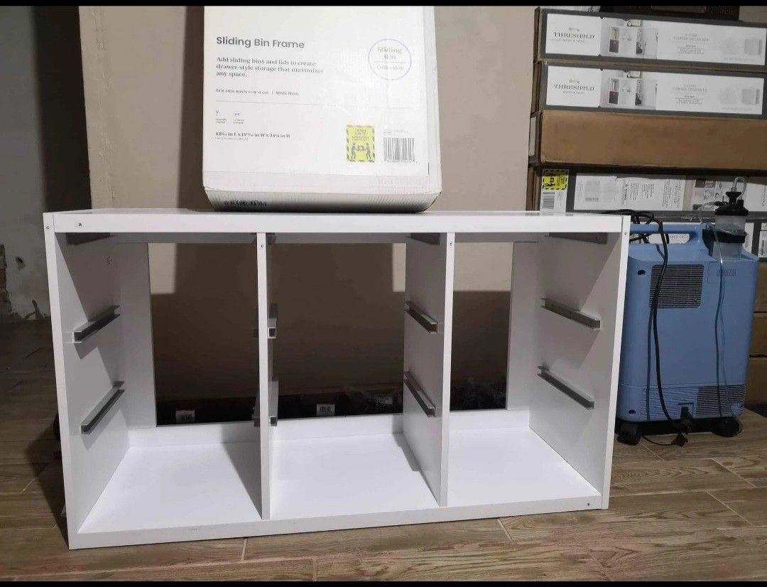 Brightroom storage bins for Sale in Visalia, CA - OfferUp
