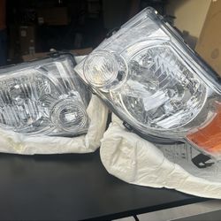 Toyota Tacoma Headlight 