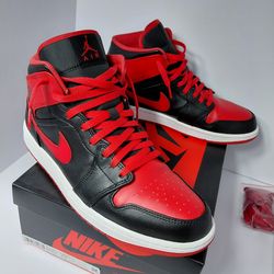 Air Jordan 1 Mid "Alternate Bred" (2022) – Men’s Size 11 – Used. No Box.