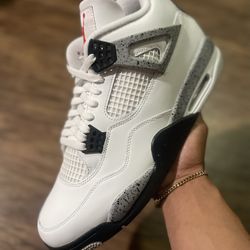 Air Jordan 4 White Cement Size 12