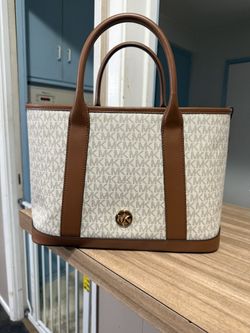 Luisa Medium Signature Logo Satchel