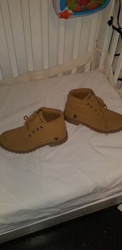 Lightly used US polo assn men's boots