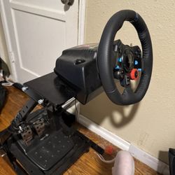 G29 Racing wheel and pedals for Playstation