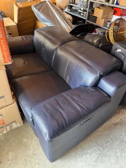 Sofa from Star furniture