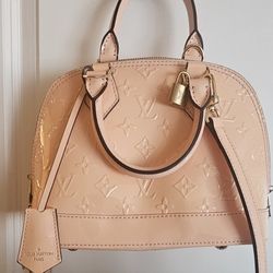 LOUIS VUITTON Vernis Alma BB Rose Ballerine

