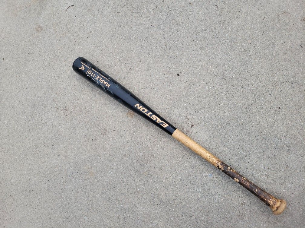 Easton Maple Wood Baseball Bat 