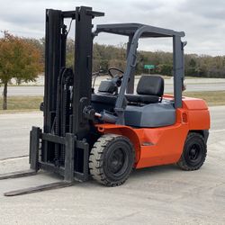 2006 Forklift Toyota 8000 Lbs Diesel Pneumatic Tires